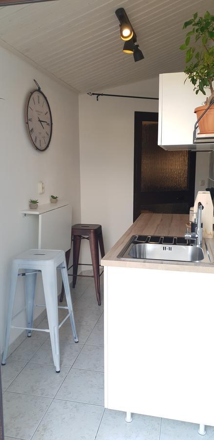 Apartment Tezak Kukci Bagian luar foto